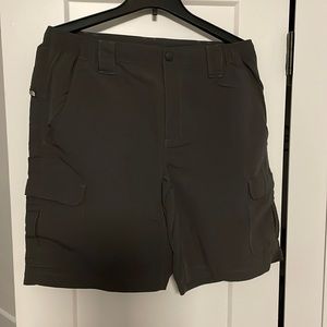 The North Face Men’s Medium Nylon Cargo Shorts Dark Grey